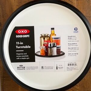 OXO Good Grips Black and White Turntable